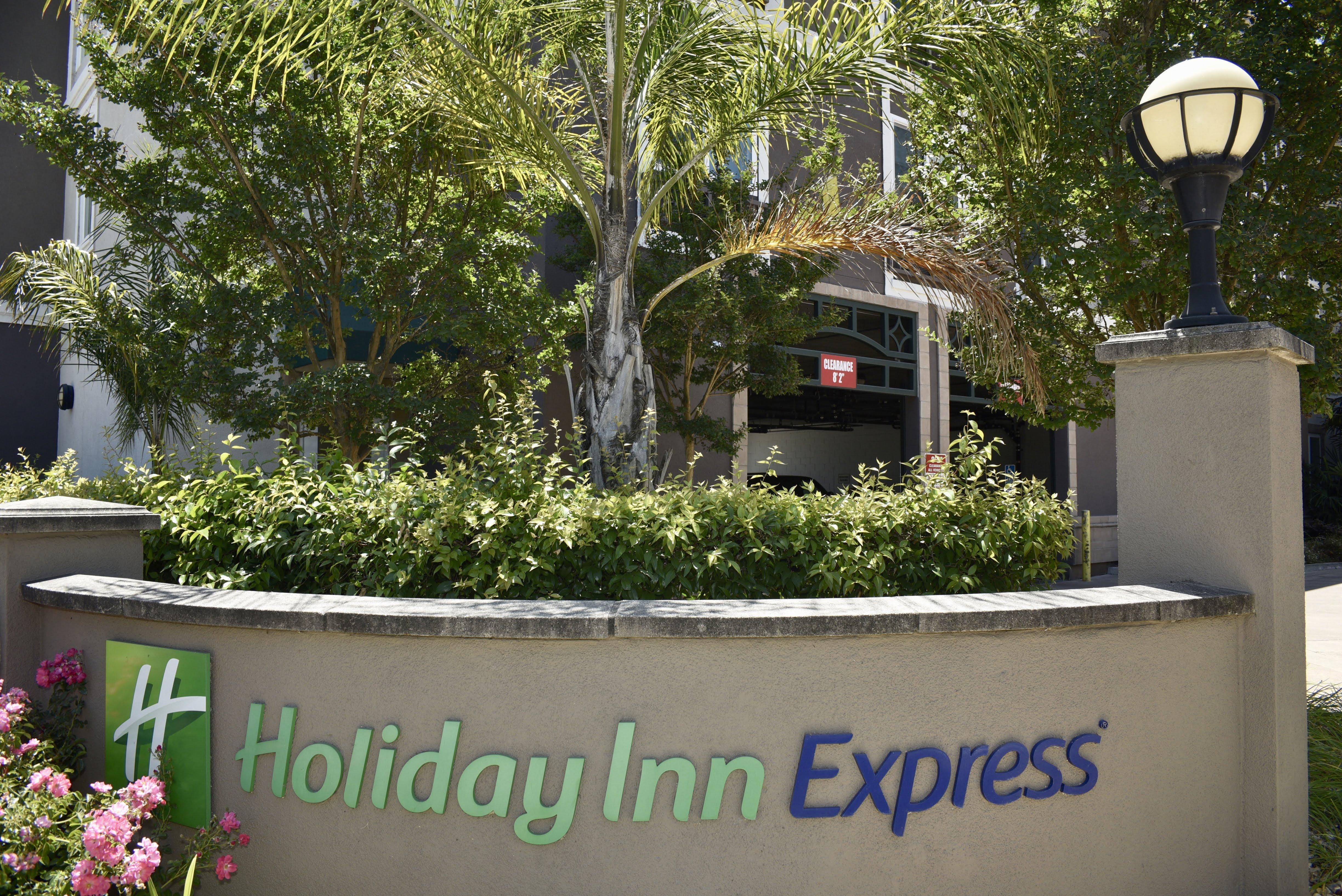 Holiday Inn Express Windsor Sonoma Wine Country By Ihg Экстерьер фото