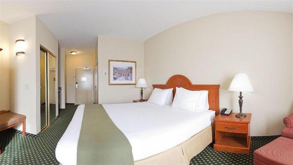 Holiday Inn Express Windsor Sonoma Wine Country By Ihg Экстерьер фото